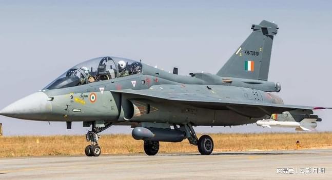 爱游戏体育-印度队险胜中国队，黄鸭组合高光表现