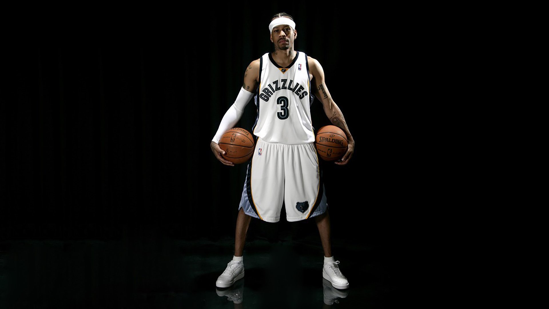 爱游戏官方-尼克斯强势晋级火箭,爱德华兹全场最佳无争议,当孤胆英雄成为战术核心